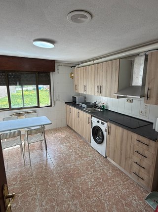 Habitation en piso compartido
