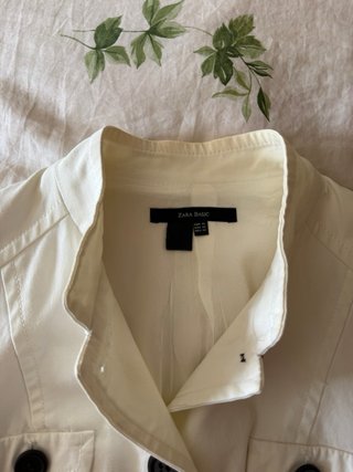 Chaqueta militar blanca Zara