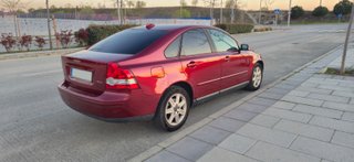 VOLVO S40 2.0D 136cv Momentum