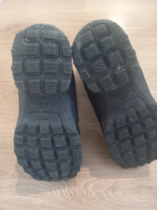 Botas Quechua Talla 36 Negras. Nieve, apreski