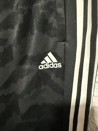 Pantalón Chándal Adidas Negro Estampado