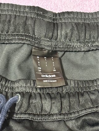 Pantalón Chándal Adidas Negro Estampado