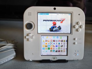 Nintendo 2DS Blanca + 35 Juegos + Cargador