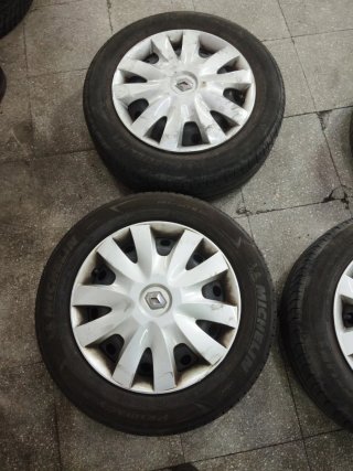 Llantas y neumáticos Renault laguna 2012