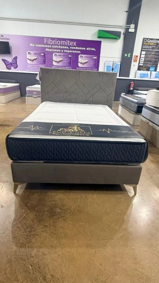 Cabecero y bancada dormitorio tela