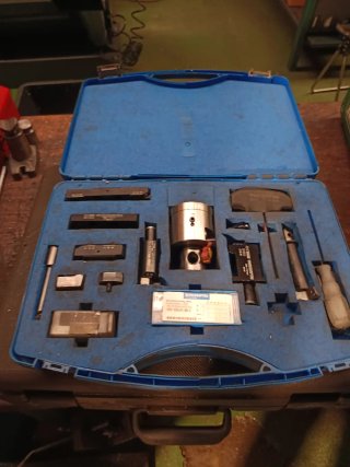 Fresadora CNC CME (2004) + Accesorios