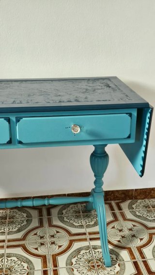 Mesa vintage extensible azul y turquesa