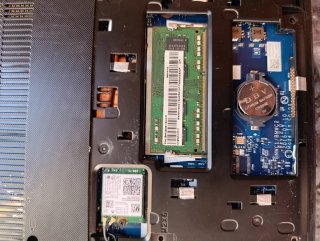 Lenovo Ideapad 300 para piezas
