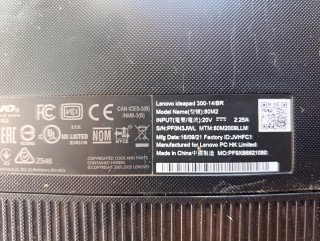 Lenovo Ideapad 300 para piezas