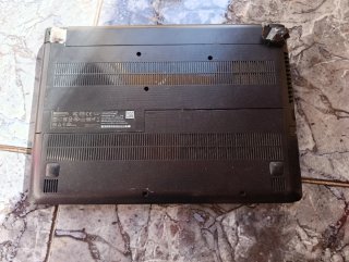 Lenovo Ideapad 300 para piezas