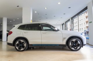 BMW iX3 100% electrico . FULL EQUIPE