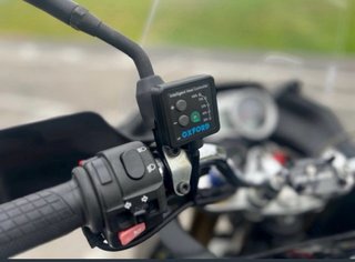 Triumph Tiger 1050 Adventure/Touring Moto