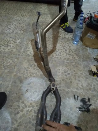 Tubo de escape Arrow Honda CBR 1000 RR