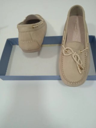 Mocasines beige mujer