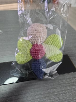 Sonajero mariposa crochet hecho a mano