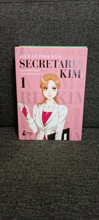 Que Le Pasa a la Secretaria Kim? 1 - 2