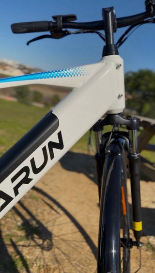 Bicicleta Eléctrica VARUN S700-I Blanca