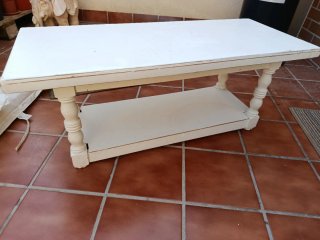 Mesa de madera rústica