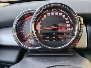 MINI Cooper 2015, Gasolina Automático