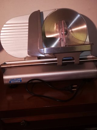 Affettatrice Olimpica Veronica 220