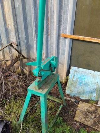 Guillotina industrial verde