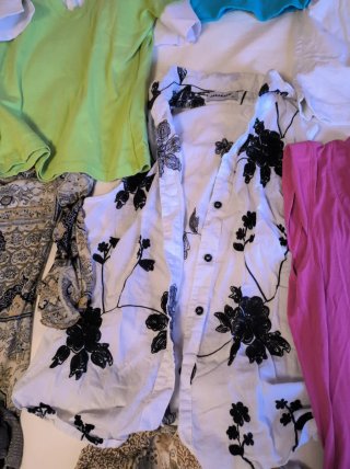 Lote Ropa MNG Rosa y Plateado