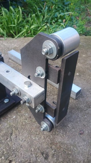 Proyecto de lijadora de banda 2x72.