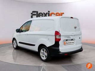 Ford Transit Courier 1499 cm³ 70 kW / 95 CV 2pl.