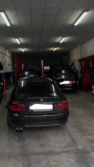 BMW E46 320d 136cv DESPIECE COMPLETO