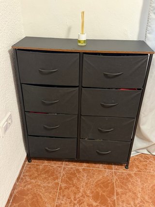 Cómoda de tela con estructura de metal