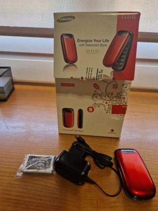 Samsung GT-E1151 Rojo Capricho