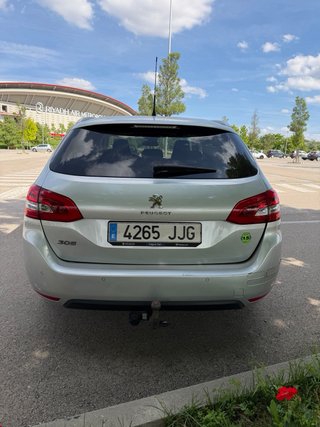 Peugeot 308 SW 2015 Hatchback 130cv