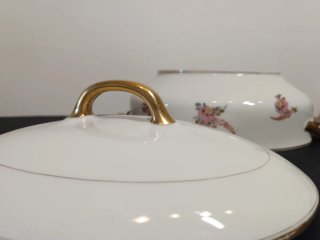 Limoges Sopera Porcelana Flores Dorada Años 50