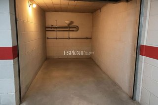 Garaje en venta en Santa Eugènia en Girona