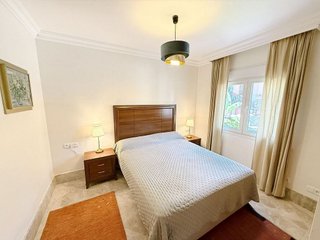 Casa pareada en alquiler en Los Monteros - Bahía de Marbella en Marbella