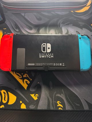Nintendo Switch Azul y Rojo