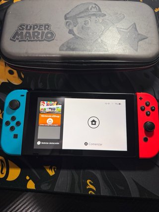 Nintendo Switch Azul y Rojo