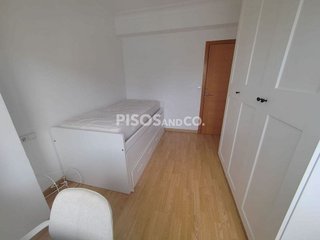 Piso en alquiler en Os Mallos - San Cristóbal en Coruña (A)