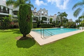 Piso en alquiler en Nagüeles Alto en Marbella