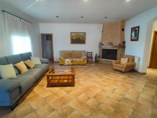 Chalet en venta en Novelda