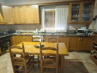 Chalet en venta en Novelda