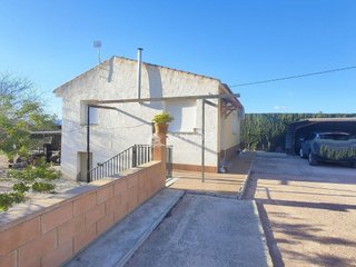 Chalet en venta en Novelda