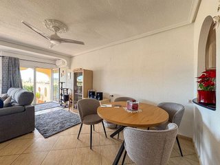 Casa pareada en venta en San Miguel de Salinas