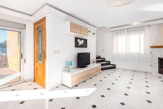 Casa adosada en venta en Banyeres de Mariola