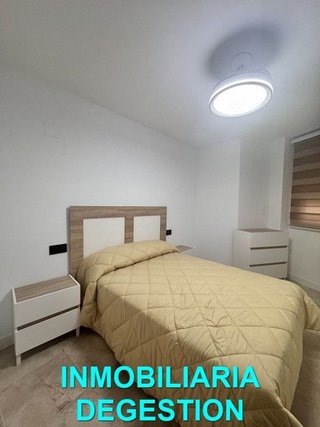 Piso en venta en Linares