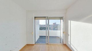 Piso en venta en San Fermín en Madrid