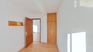 Piso en venta en San Fermín en Madrid