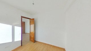 Piso en venta en San Fermín en Madrid