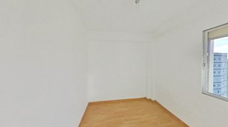 Piso en venta en San Fermín en Madrid