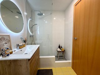Piso en venta en Avda. de Abril. - 9 de octubre en Sagunto